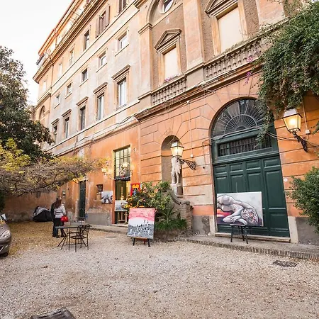 Apartment Via Margutta Rome